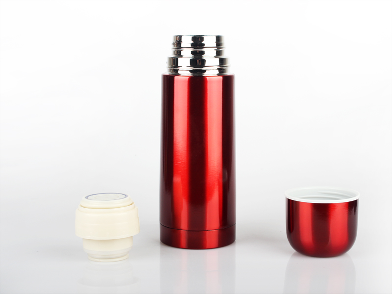 不鏽鋼（gāng）子彈頭保溫杯（bēi）