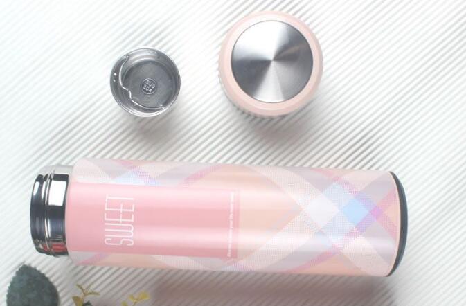 如何鑒別不(bú)鏽鋼真空保溫杯質量