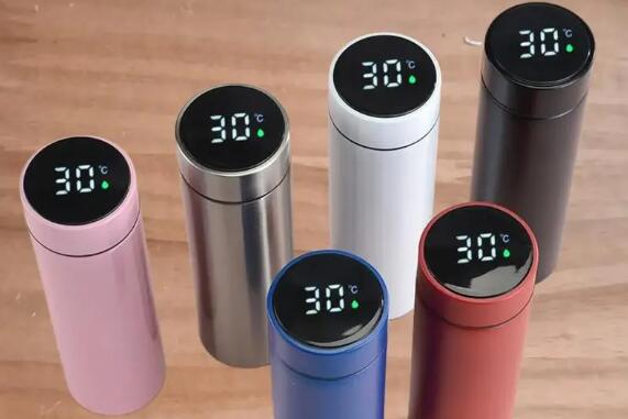 常用保溫杯喝溫開水身體更健康 常用保溫杯喝溫開(kāi)水身體更健康