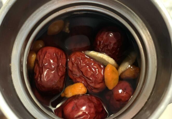 用不鏽鋼保溫杯泡(pào)枸(gǒu)杞可以嗎?保溫杯泡(pào)枸杞的食用方法