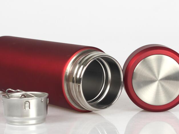 揭秘不鏽（xiù）鋼保（bǎo）溫杯內膽神秘（mì）工藝--有無焊縫的區別