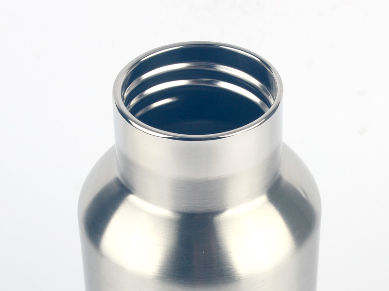 1000ml不鏽鋼運動水壺（hú）