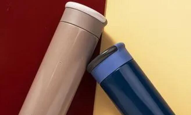 保溫杯內(nèi)膽茶垢該如何(hé)清洗