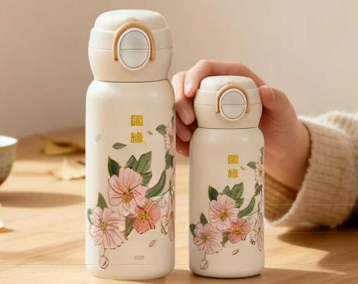 不鏽鋼保溫杯（bēi）與（yǔ）玻璃保（bǎo）溫杯如何選（xuǎn）擇?