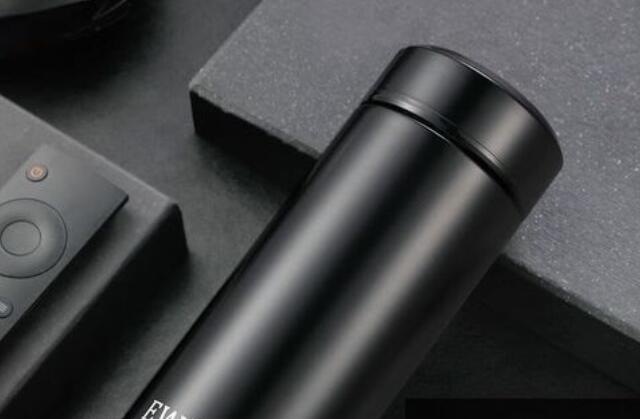 真空不鏽鋼保溫(wēn)杯裝酸性飲(yǐn)料行不行