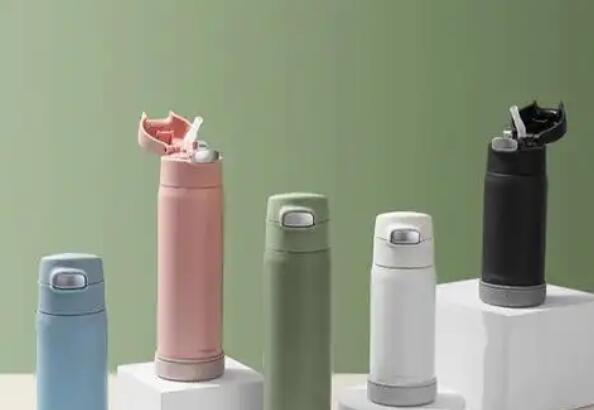 保溫杯不僅僅(jǐn)可以保溫也可以保冷